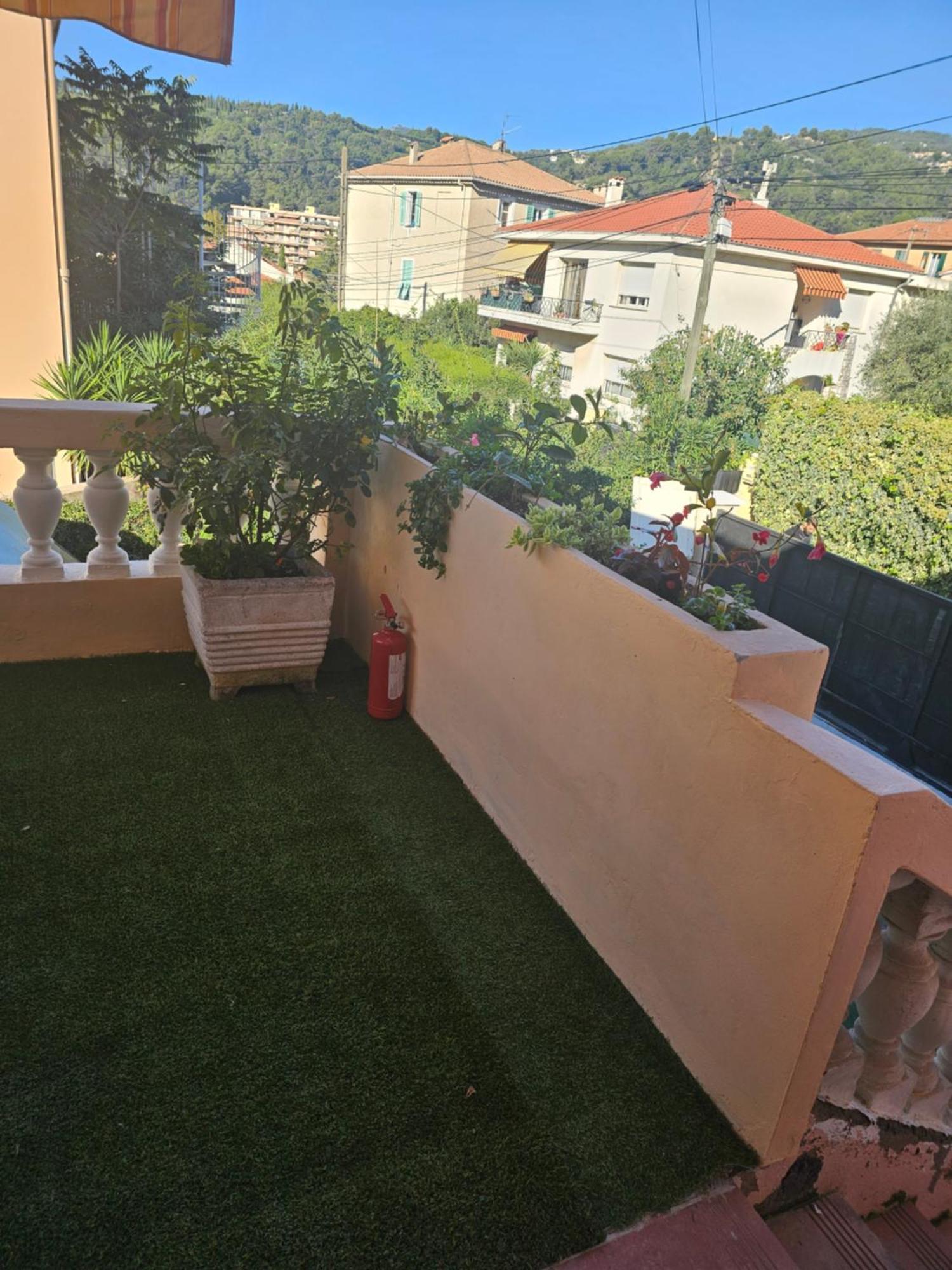 Studio 3 A La Trinite Proche De Nice 10 Mn, Monaco 15 Mn Et L'Italie 30 Mn Exteriör bild